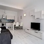 Apartamento Nestor&jeeves - Royal - Central, Close Sea