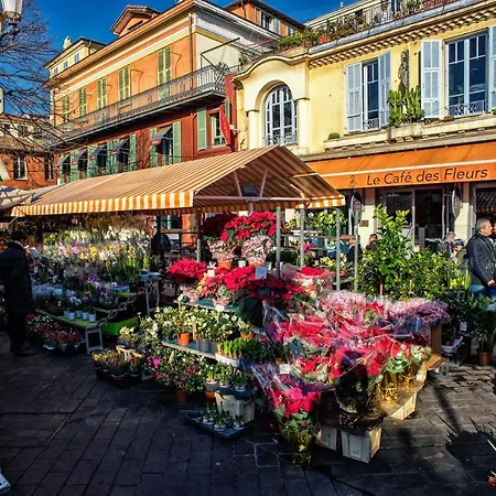 Nestor&jeeves - Royal - Central, Close Sea 아파트 *